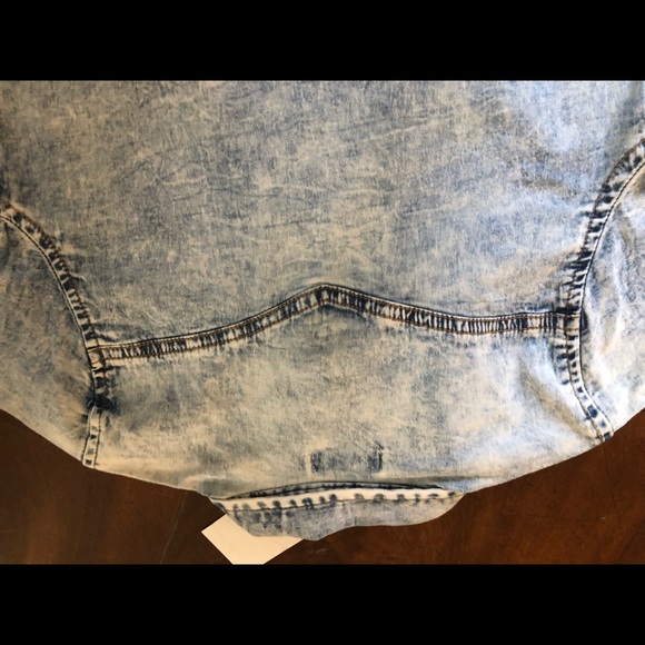 Boy 4T 7 For All Mankind denim shirt Khaki joggers - Picture 6 of 6